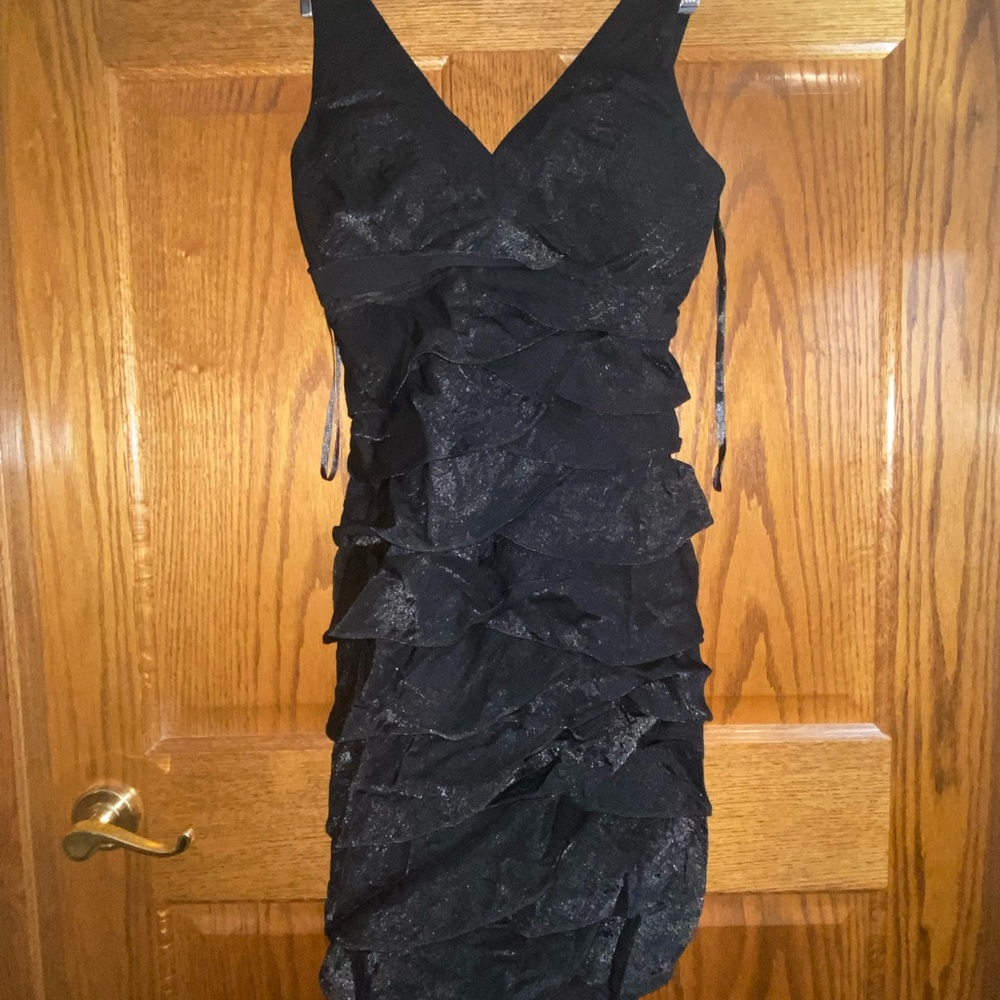 Size Small black cocktail dress - Dancing Queen